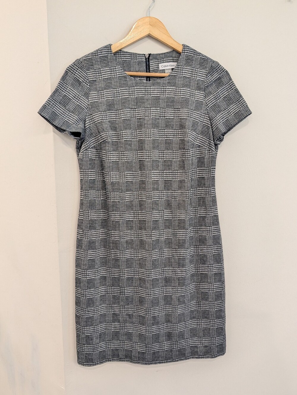 Calvin Klein Plaid Knit Sheath Dress Black & White Women's Size 8